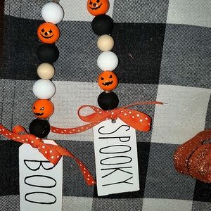 Set of Halloween Canister Tassles